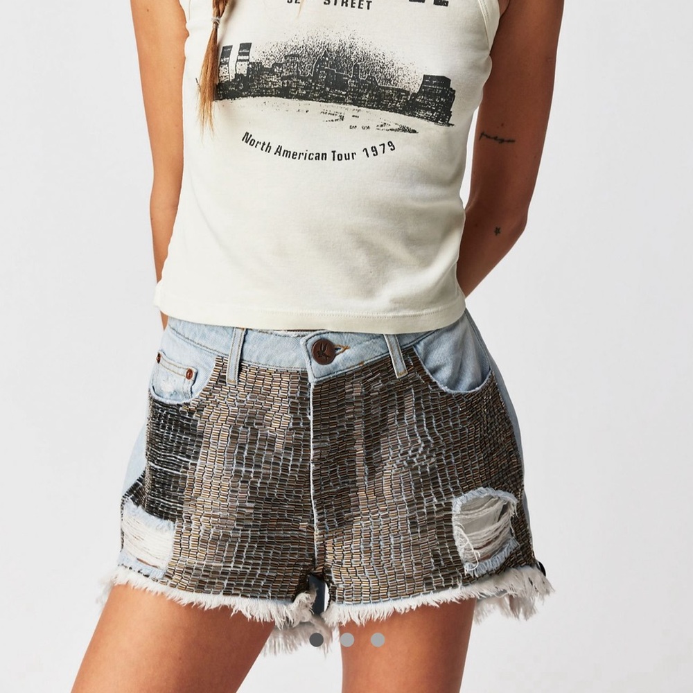 One teaspoon short - gold mine Le wolves short